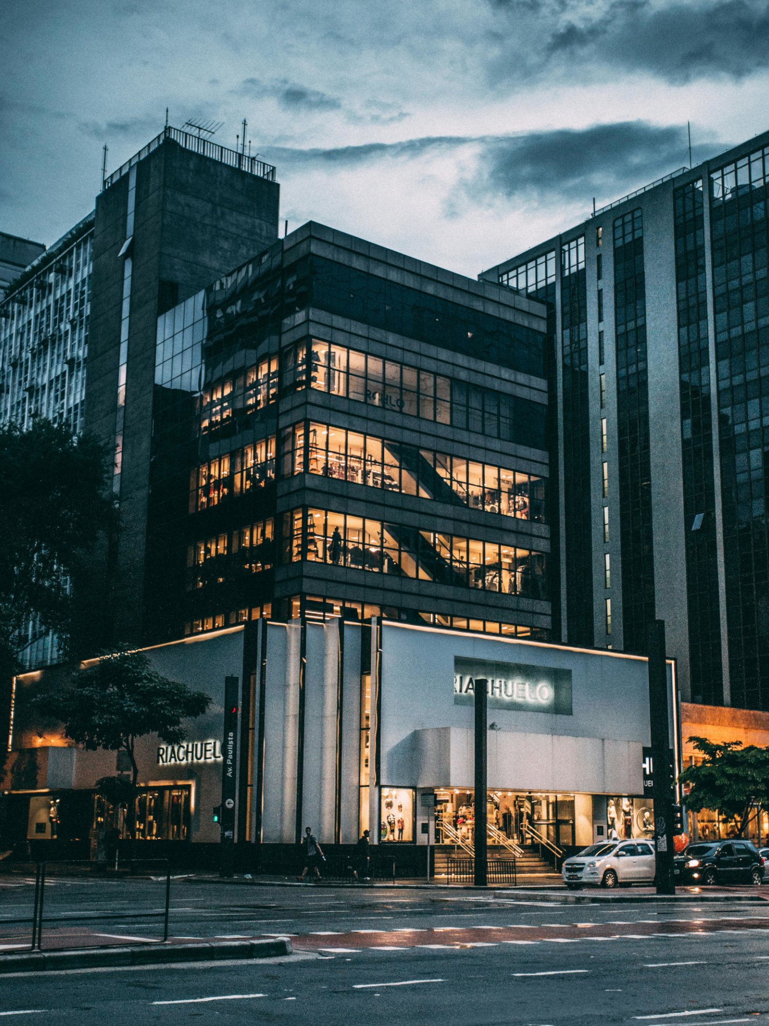 Foto de el edificio de una empresa.